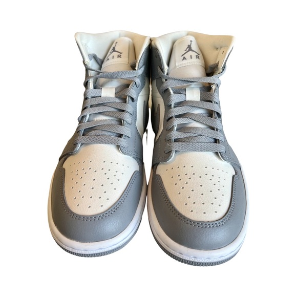 Nike Air Jordan 1 Mid - Picture 2 of 3